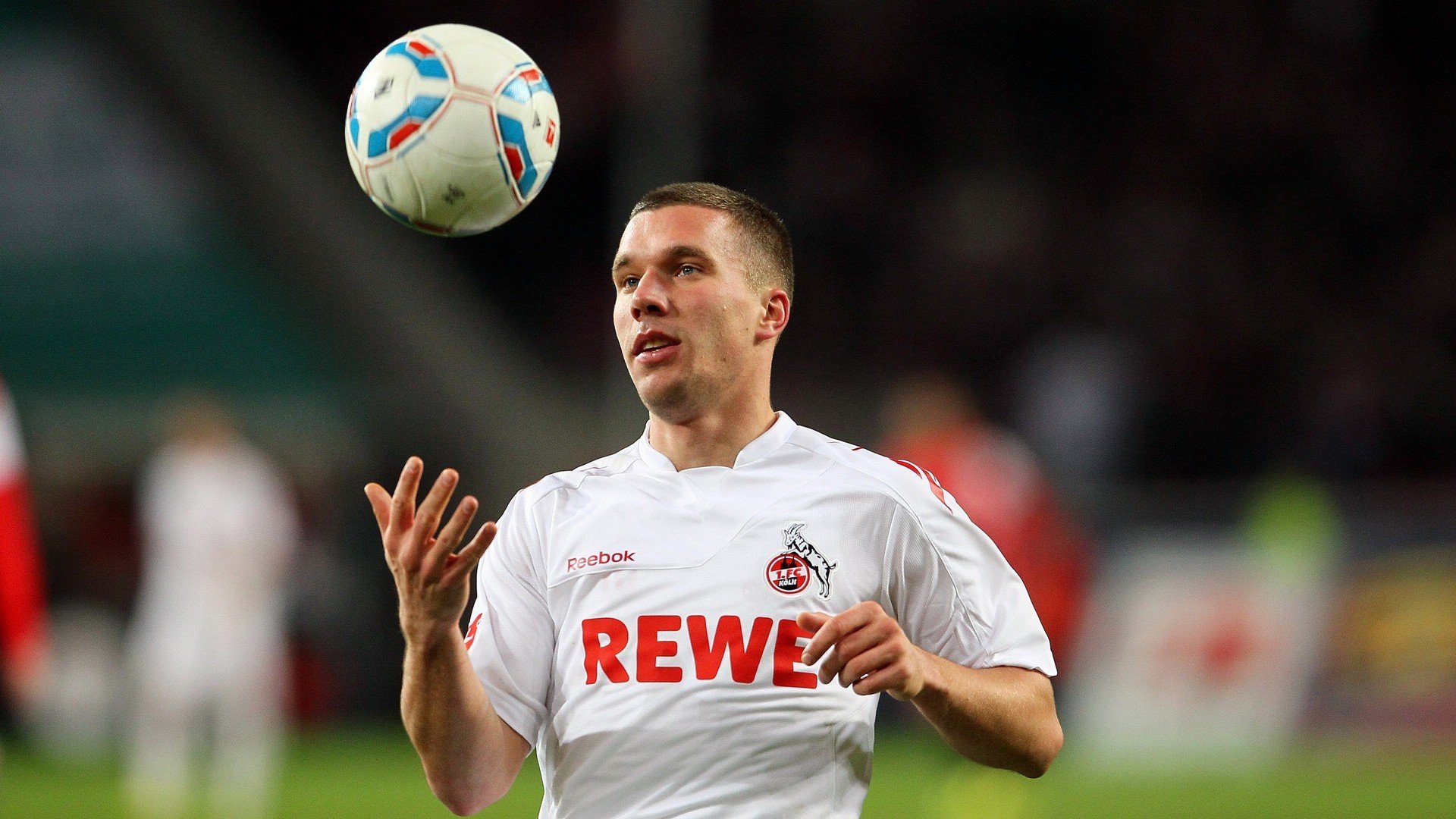 乐鱼（LEYU）体育-【运动员成长】青年选手崭露头角，成未来希望，青年运动员的故事