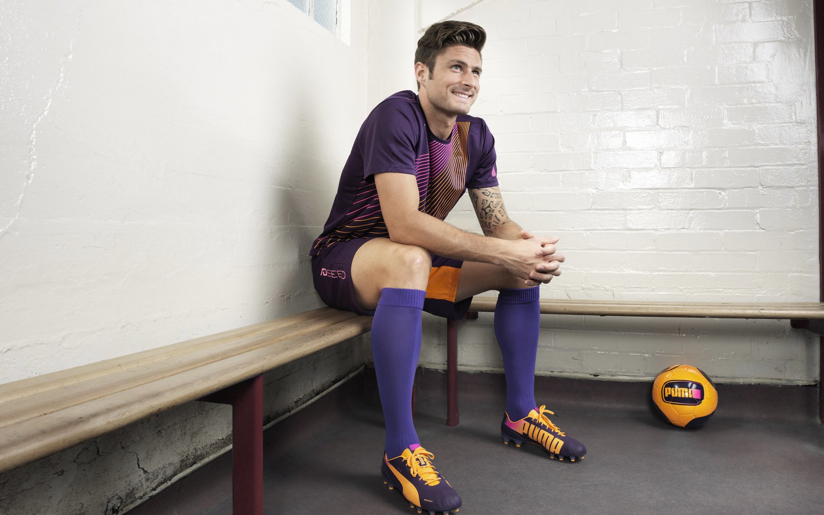 乐鱼体育手机版-新星恩德里克在对阵墨西哥的热身赛中打入制胜球，助巴西3-2获胜，恩里克西班牙队