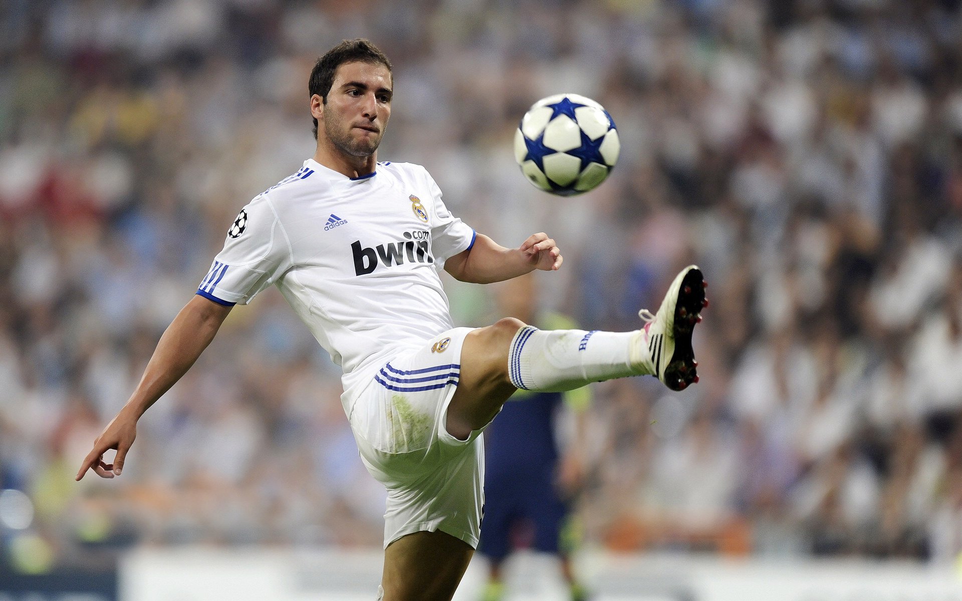 马赛1-0击败蒙彼利埃，武卡乔绝杀终结战局，马赛武士